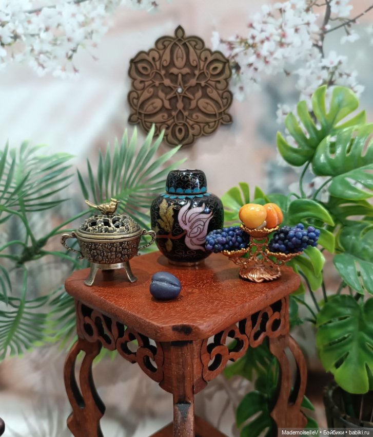 Столик № 2 натуральное дерево резное (фото 10)