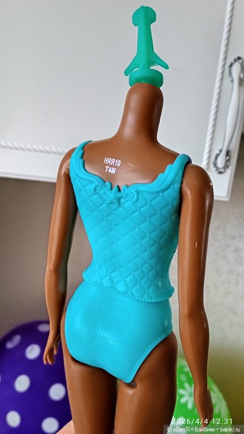 Тело от 2023 A Touch of Magic Royal Barbie Princess Doll Purple (HRR10) (фото 3)