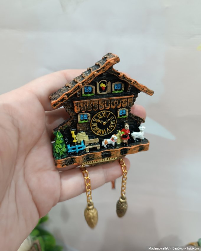 Часы-кукушка — Миниатюра для кукол