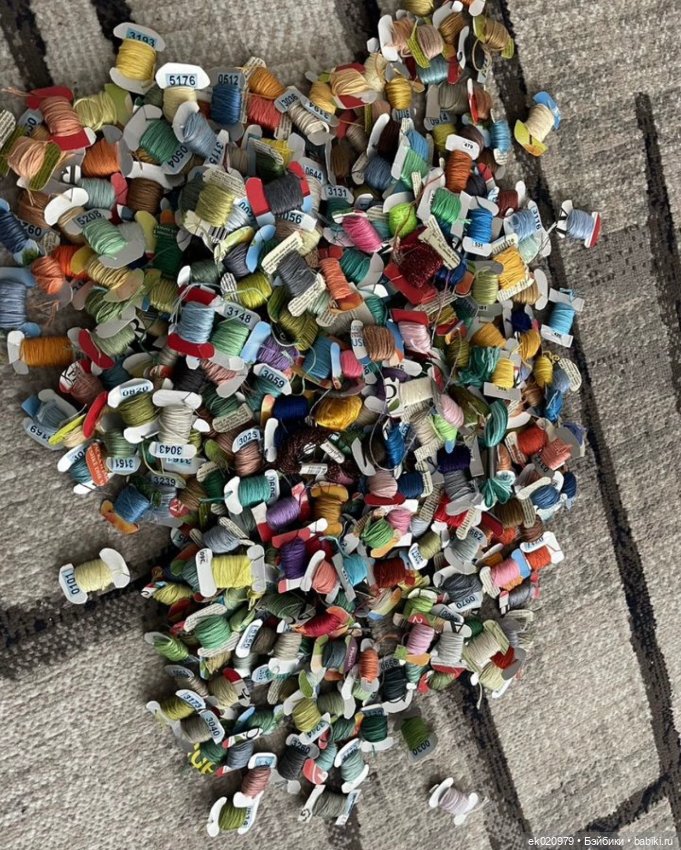 Огромный лот мулине Гамма около 485…. Шт