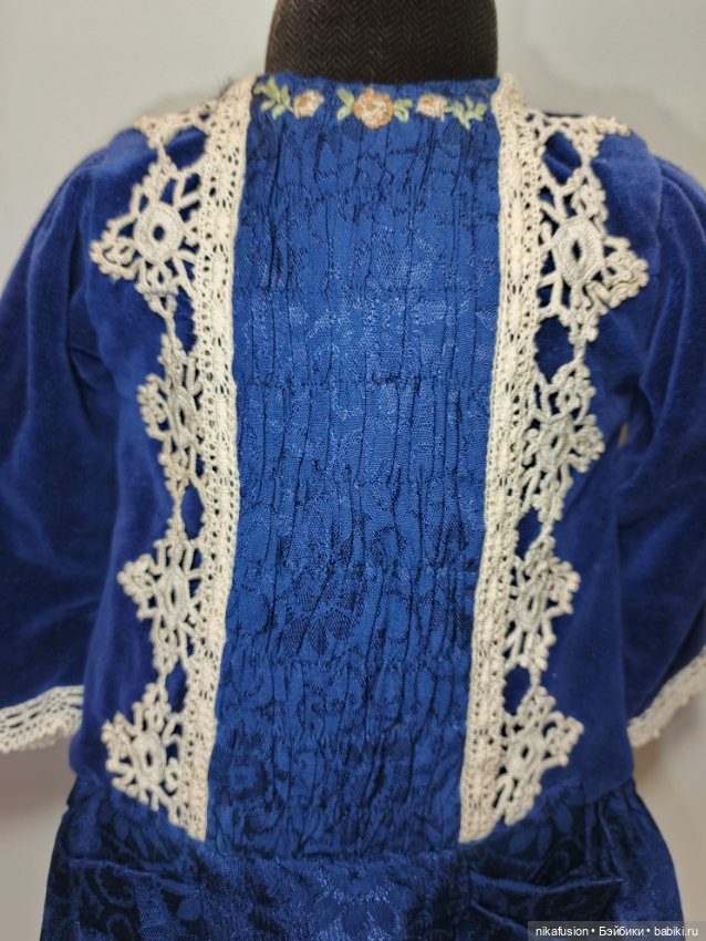 Платье бархат на антикварную или винтажную куклу рост 65-70 см (фото 4)