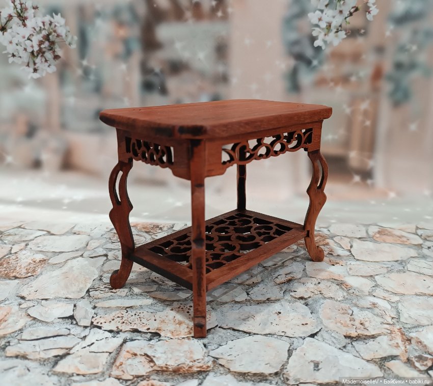 Столик № 1 натуральное дерево резное (фото 7)