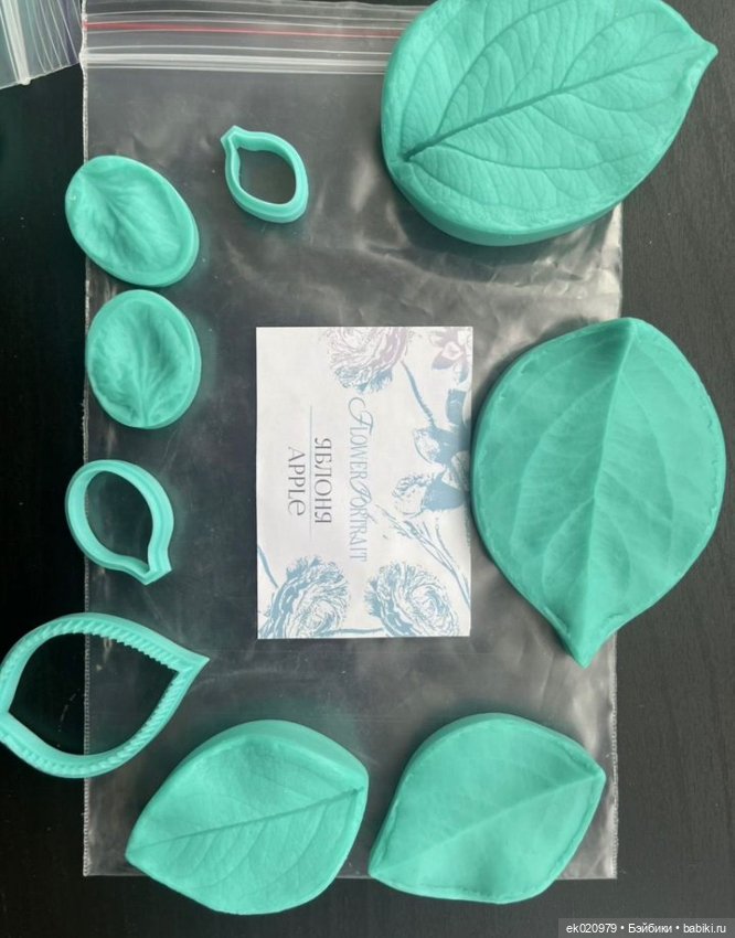 Большой лот вайнеров — Украшения и очки для кукол (фото 2)