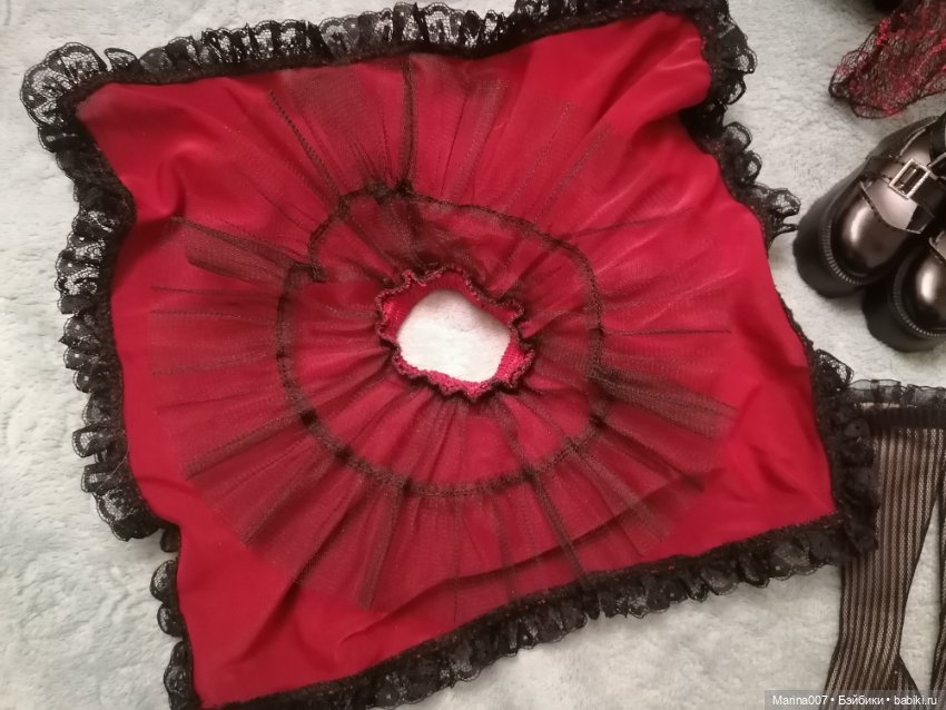 Полный аутфит от Максим Руби Ред, 37 см (фото 3)