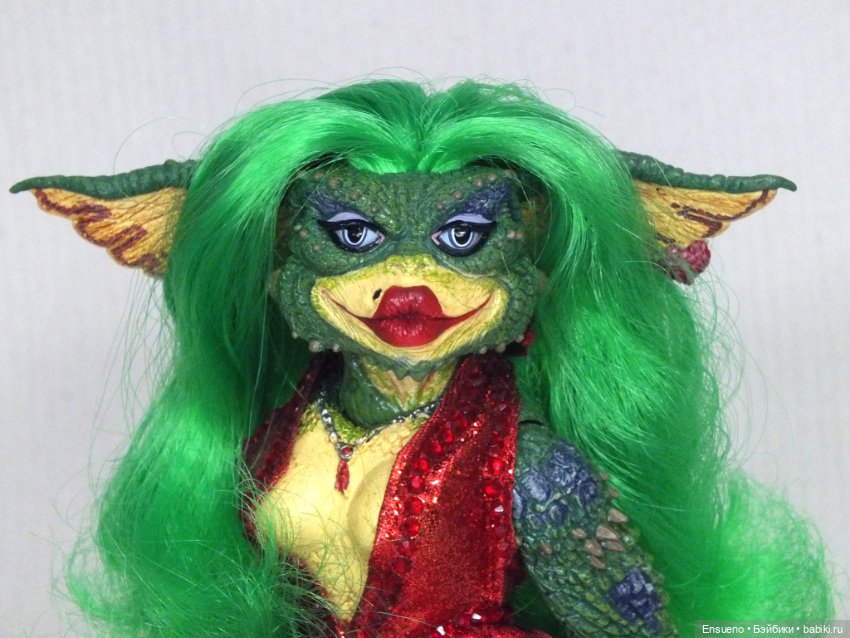 Фигурка Грета Гремлин от Neca (фото 3)