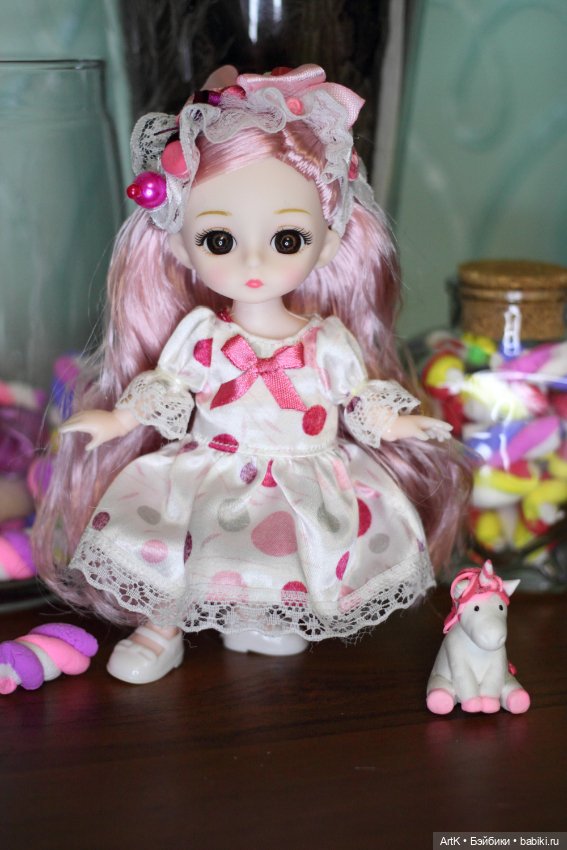 Кукла с комплектом одежды (фото 2)