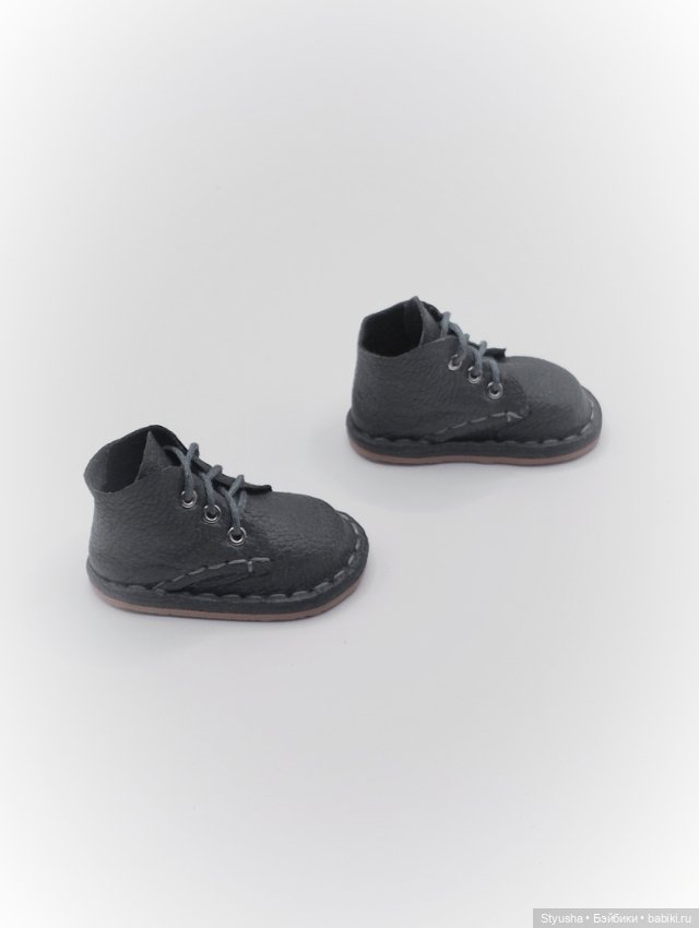 Ruby Red Siblies ботинки тёмно-серые, обувь для кукол Руби Ред 31 см (фото 3)