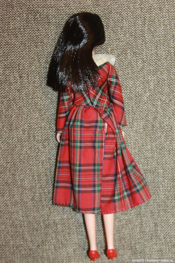 Винтажная брюнетка New Jenny компании Такара (фото 6)