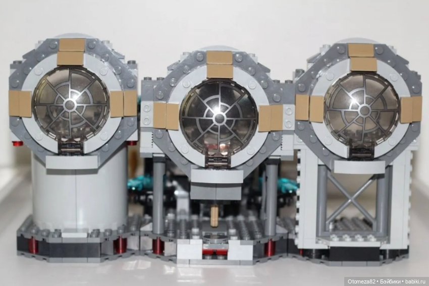 Lego Star Wars 75093 Звезда смерти - последняя схватка / Тронный зал Палпатина (фото 4)