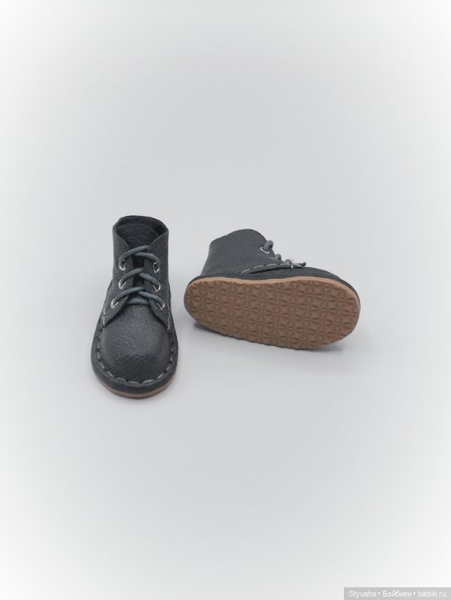 Ruby Red Siblies ботинки тёмно-серые, обувь для кукол Руби Ред 31 см (фото 5)