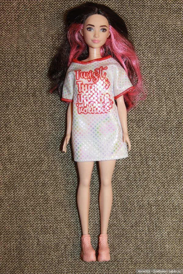 Барби Fashionistas №214 — Игровые куклы (фото 4)