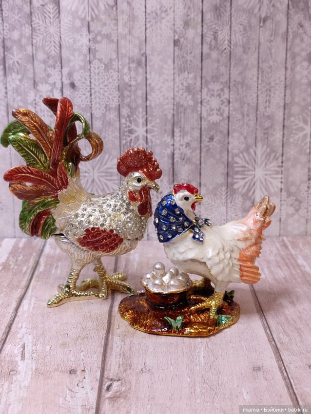 Коллекционные шкатулки с эмалью. Цена за пару