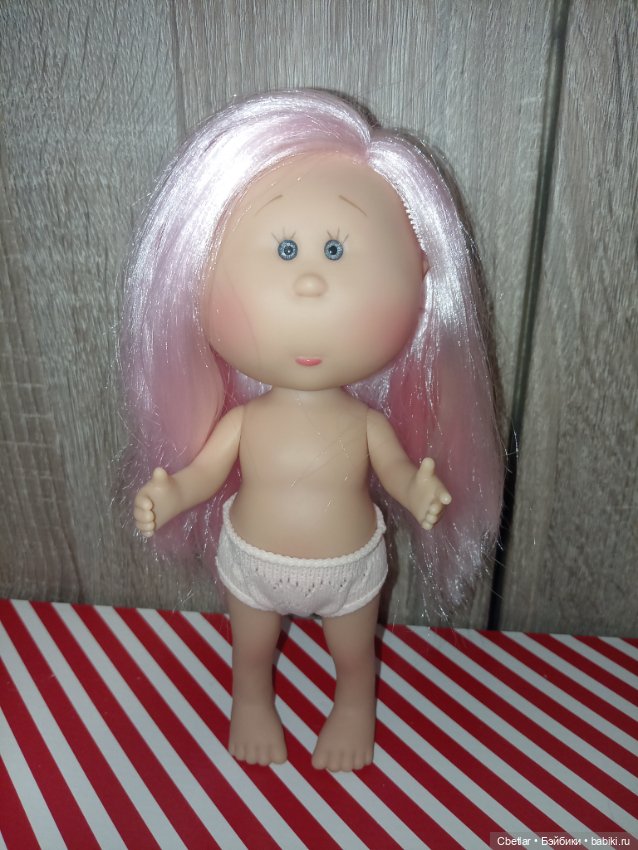 Мини Мия с прямыми волосами Испания (фото 2)