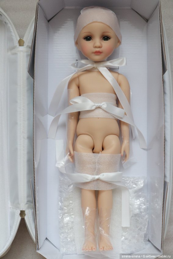 Клубная Изабелла Руби Ред, Isabella Ruby Red, НЮД с переноской