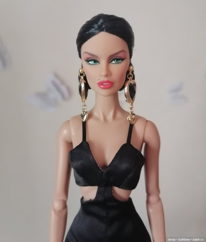 Vanessa Perrin fashion royalty