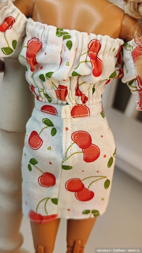 Комплект одежды для Барби юбка с ягодами вишни (фото 6)