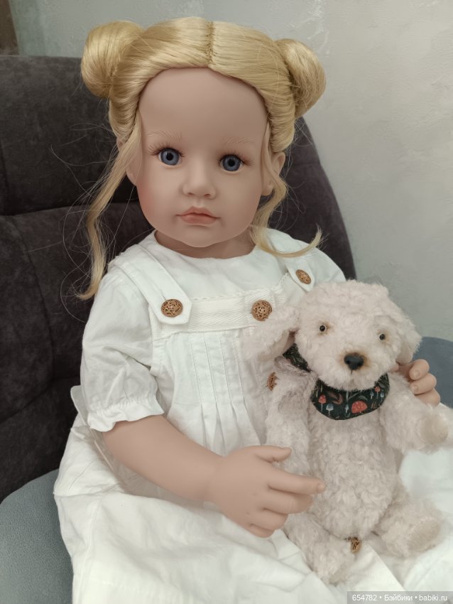 Lilly от Hikdegard Gunzel