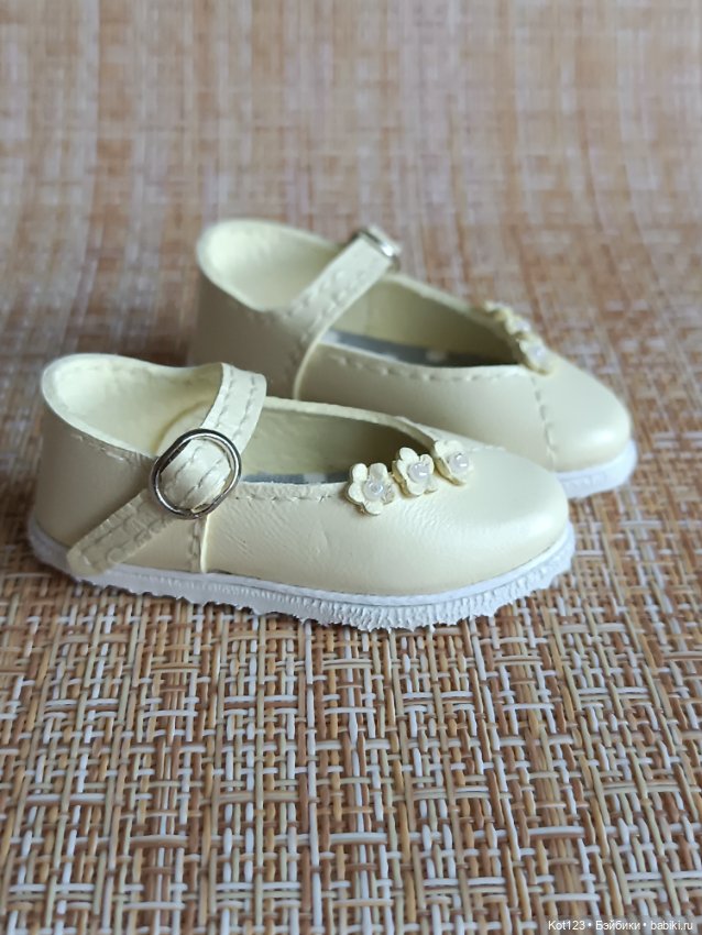 Туфельки для Руби Ред Ruby Red Fashion Friends (фото 2)