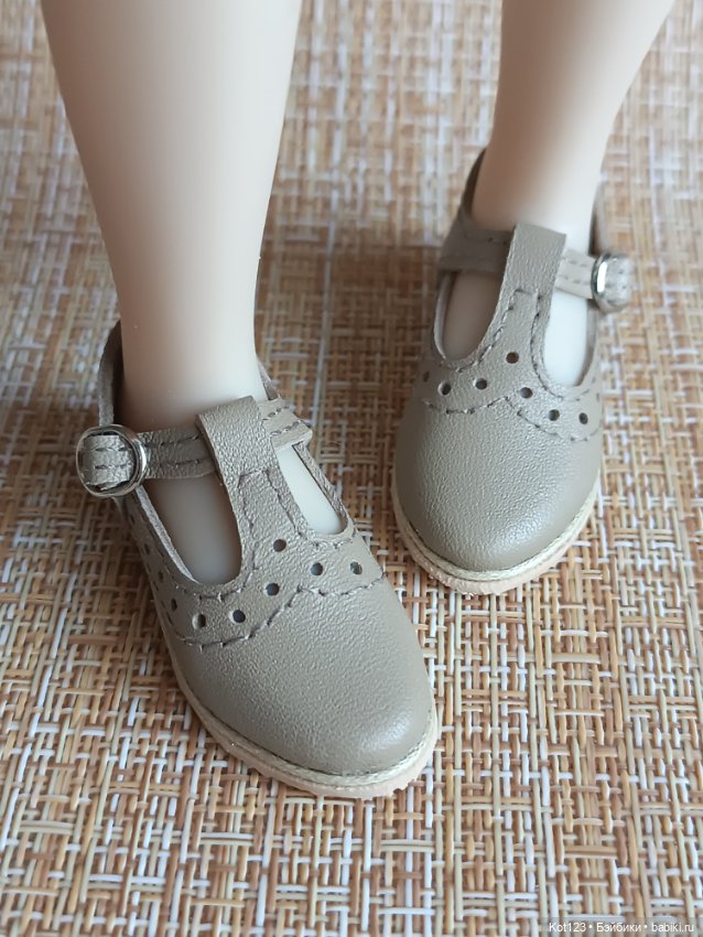 Туфельки для Руби Ред Ruby Red Fashion Friends (фото 5)