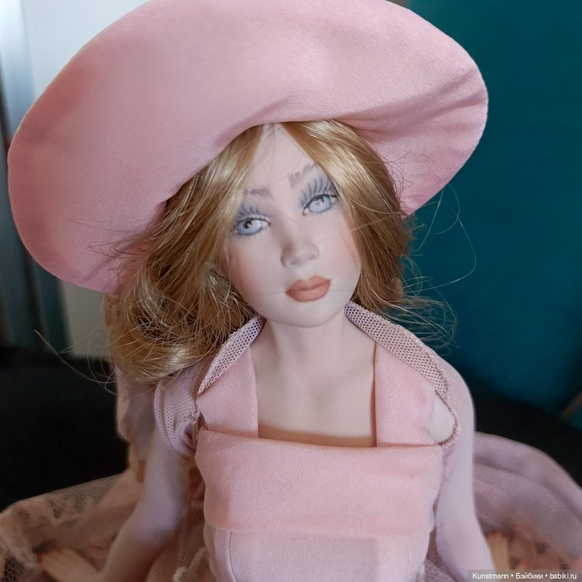 Коллекционная фарфоровя кукла Marigio Италия