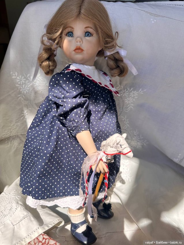 Фарфоровая кукла Dianna Effner. Hilary (фото 6)