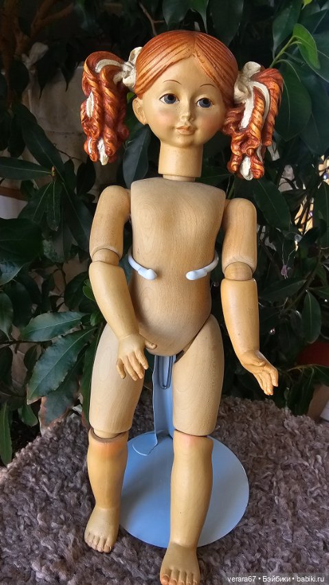 Melissa от Dolfi. Автор Ado Santini. Деревянная шарнирная кукла.Выпуск 1990 года