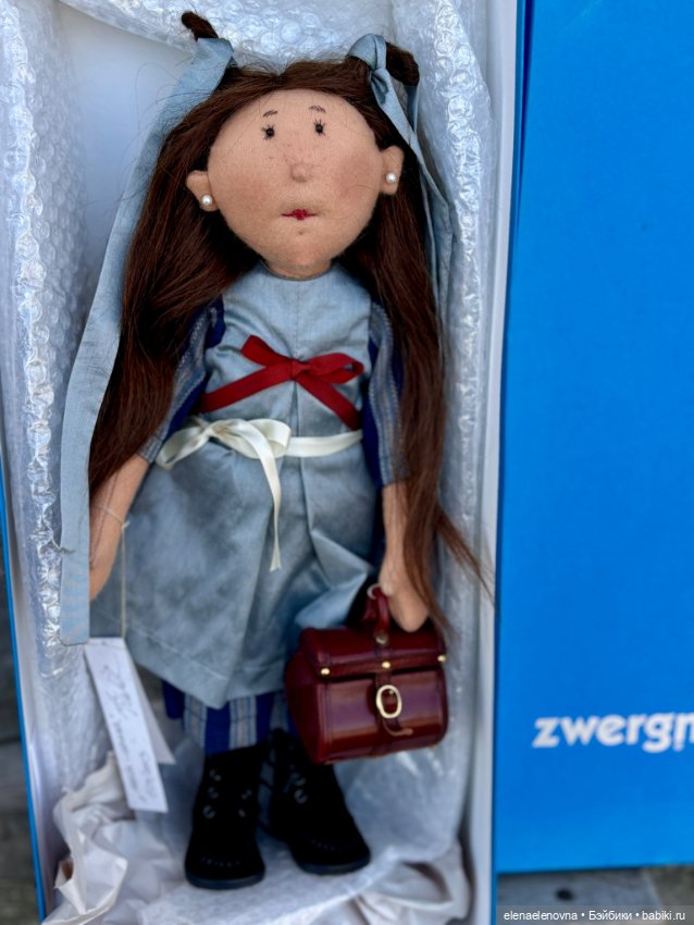 Helga-Lennea, Zwergnase — Коллекционные куклы