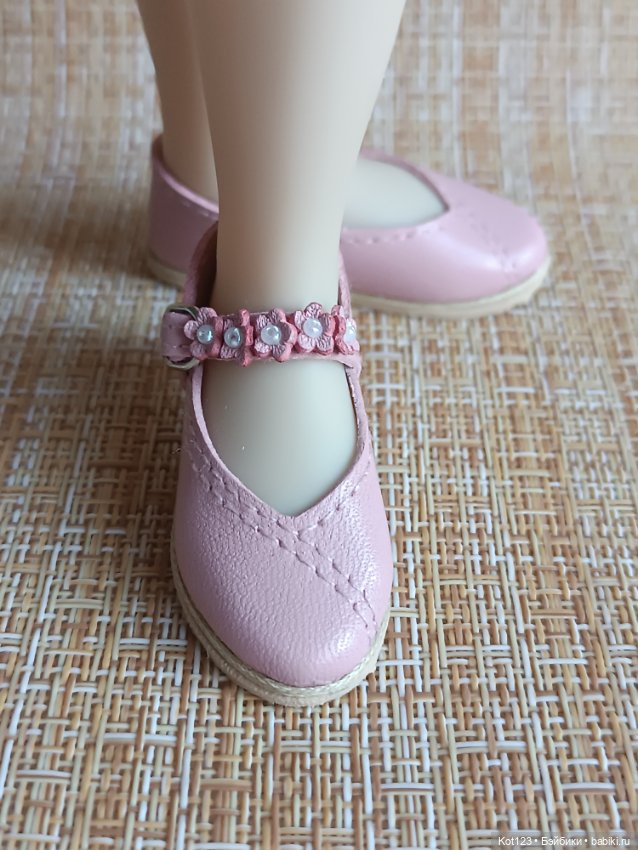 Туфельки для Руби Ред Ruby Red Fashion Friends (фото 3)