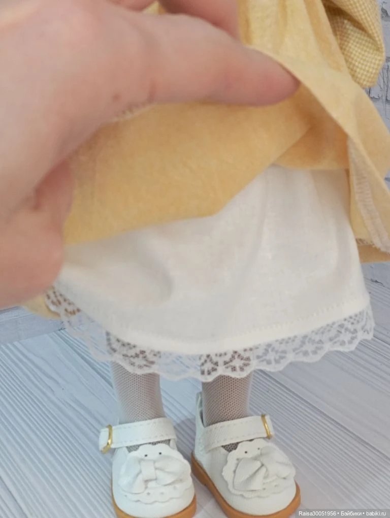 Платье , панталоны , подьюбник для кукол Паола Рейна 32-34 см (фото 6)