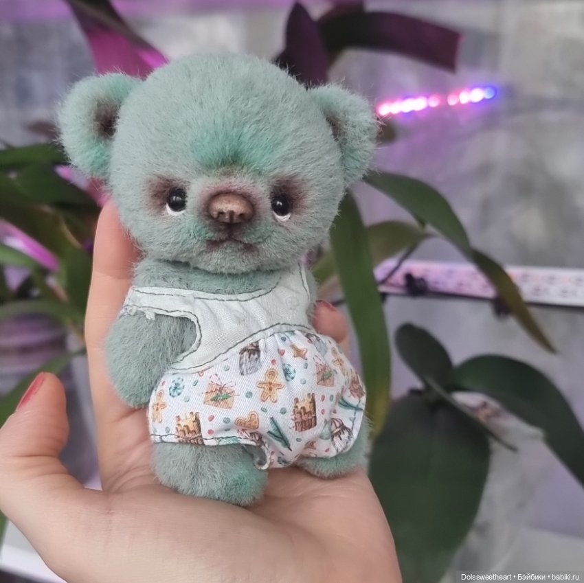 Изумрудный мишка — Авторские игрушки (фото 2)