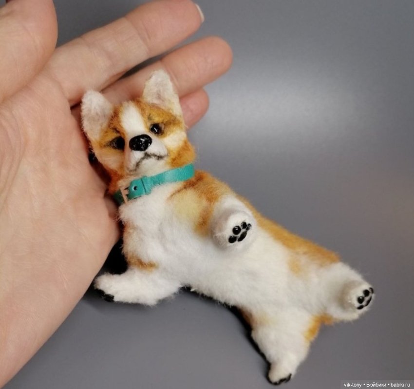 Реалистичная игрушка "Корги"