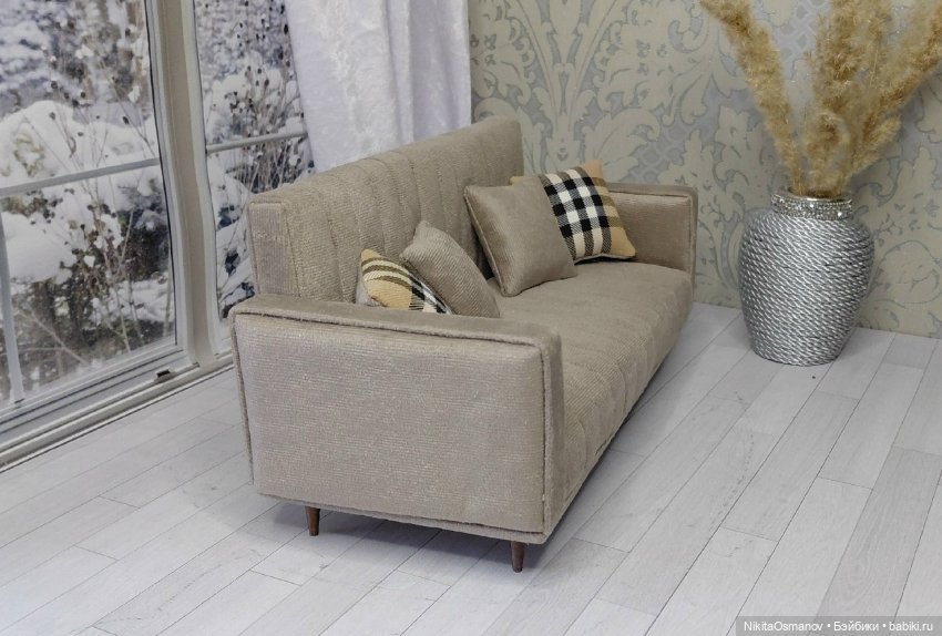 Диван из мебельного велюра для кукол 1:6 (фото 3)