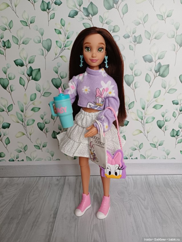 Disney ily 4ever фанатка Дейзи