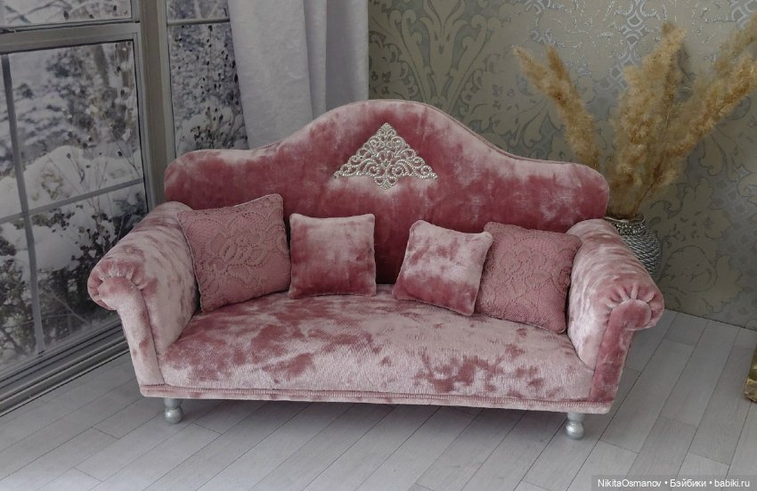 Диван "Фламинго" для кукол 1:6 (фото 2)