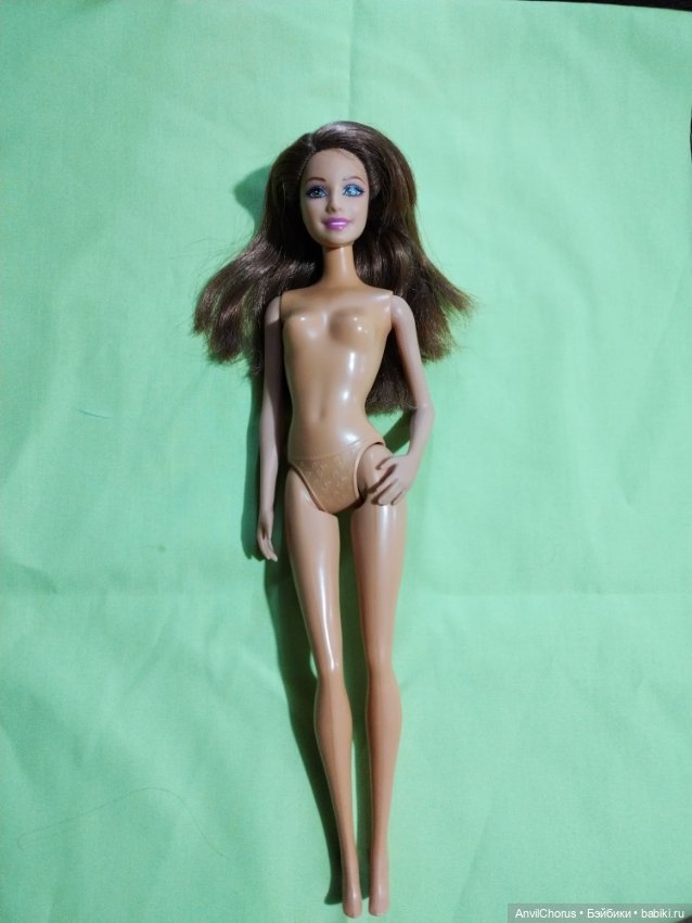 Барби Тереза на гламурной вечеринке (фото 3)