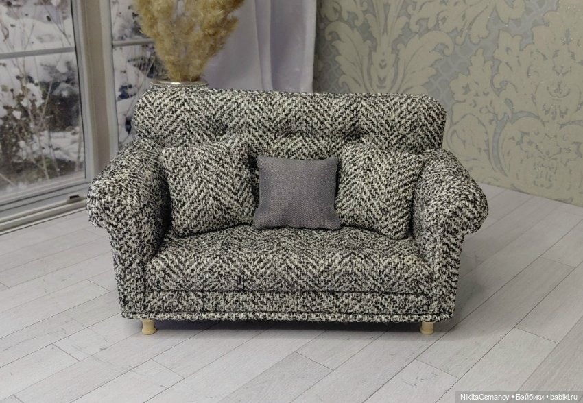 Диван для кукол 1:8 1:12 — Кукольная мебель