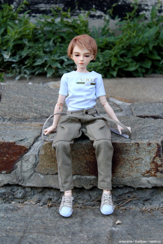 Minifee Mika на моушен теле