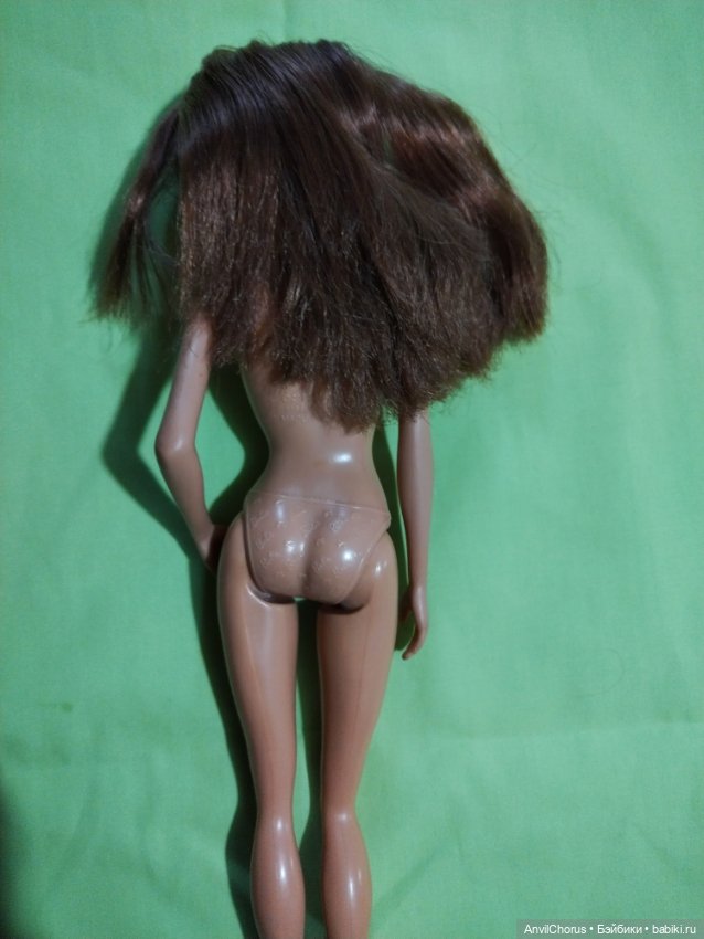 Барби Тереза на гламурной вечеринке (фото 4)