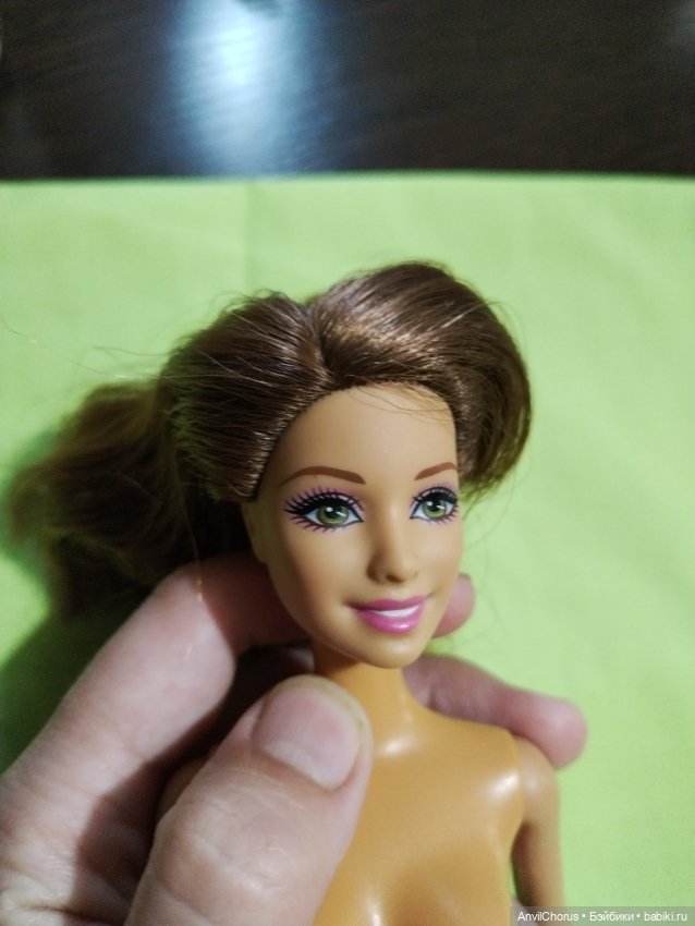 Барби Тереза на гламурной вечеринке (фото 7)