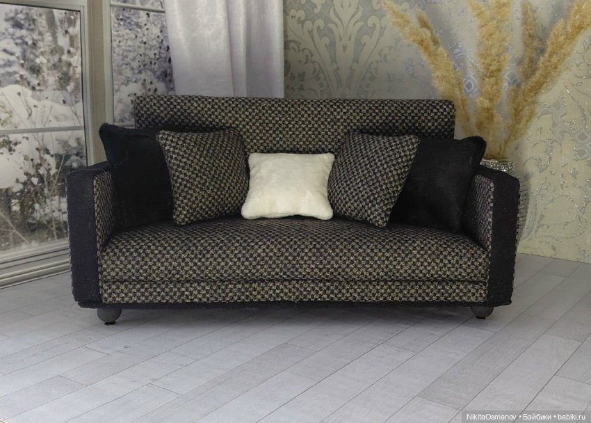 Диван для кукол 1:6 — Кукольная мебель