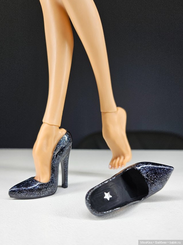 Обувь для кукол сестёр Поповых (фото 7)