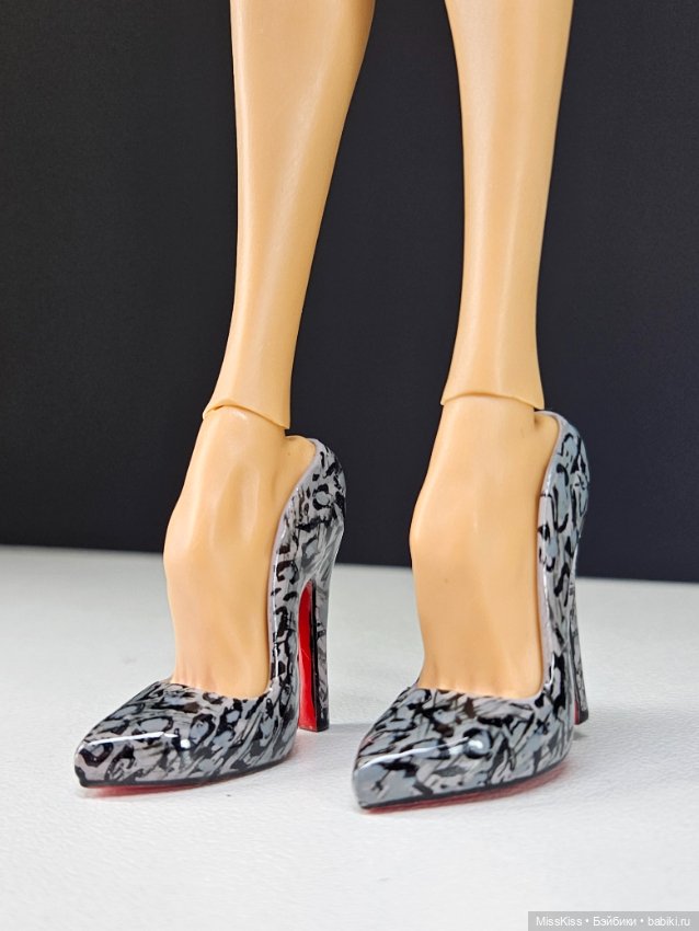 Обувь для кукол сестёр Поповых (фото 4)