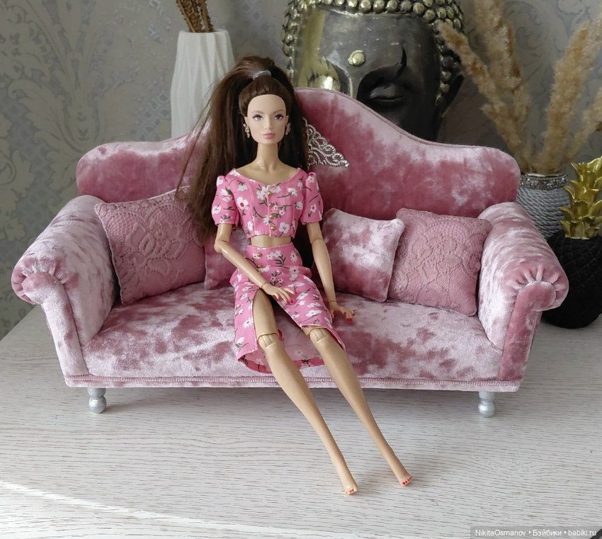 Диван "Фламинго" для кукол 1:6 (фото 5)