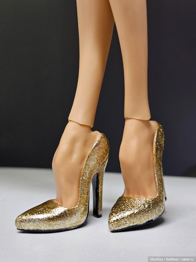 Обувь для кукол сестёр Поповых (фото 6)