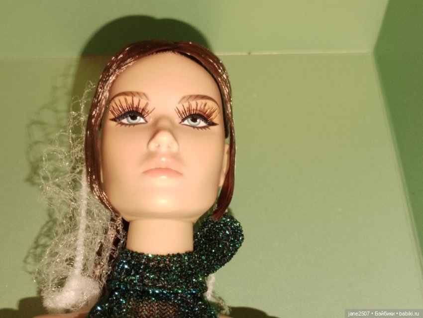 Fashion royalty Meteor Emerald Allure Amirah Majeed новая (фото 5)