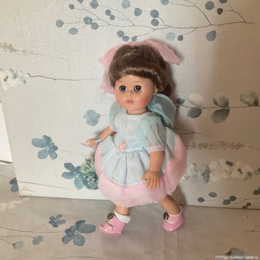 Джинни с сумочкой — Игровые куклы (фото 5)