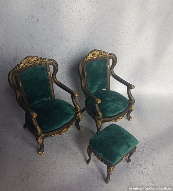 Гарнитур "Bradford" - 2 кресла + банкетка. Куклам до 16 см (фото 8)