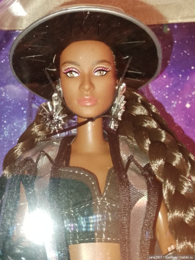 Коллекционная кукла Барби Barbie Fashion Frontier NRFB (фото 4)