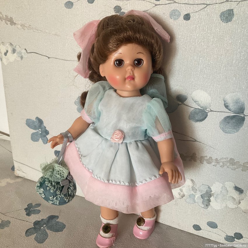 Джинни с сумочкой — Игровые куклы (фото 2)