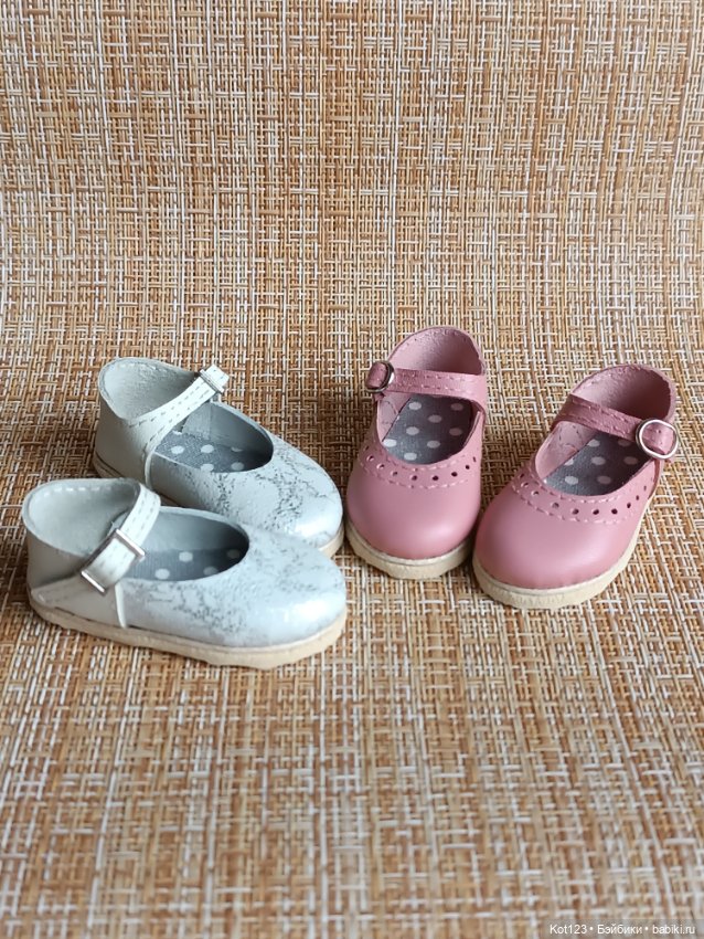 Лот обуви для кукол Готц Gotz Little Kidz